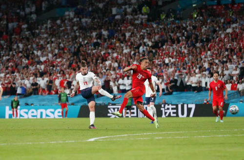 英格兰斩获欧洲杯总决赛门票，海信U7电视见